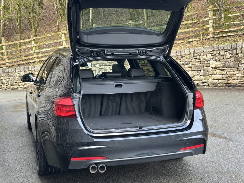 2019 (69) BMW 3 SERIES 320i M Sport Shadow Edition Touring  4973062