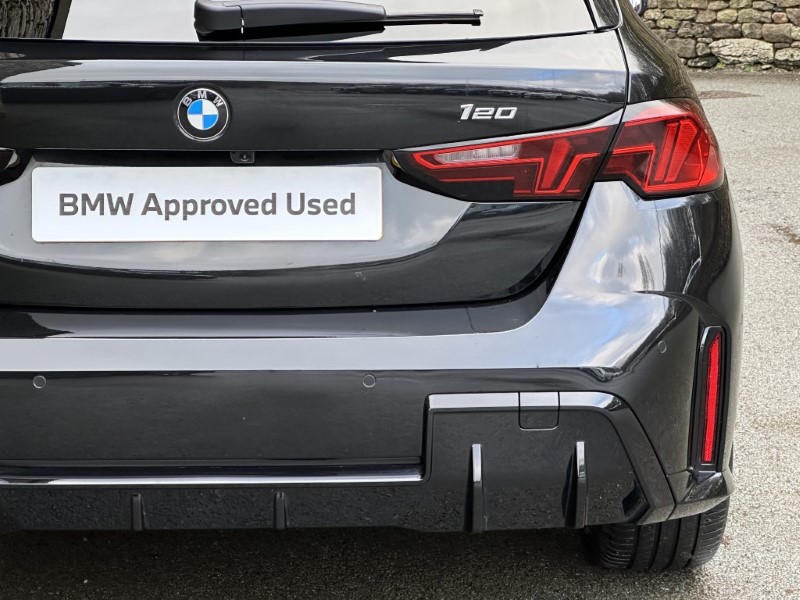 2024 (74) BMW 1 SERIES 120 M Sport 5dr  4963250