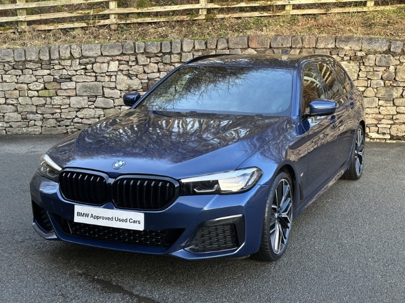 2022 (22) BMW 5 SERIES 520i MHT M Sport 5dr Touring  4995628