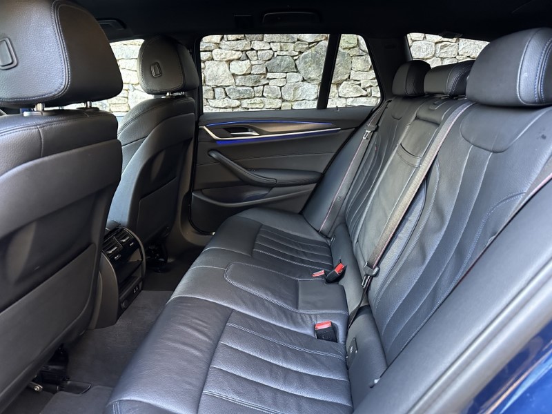 2022 (22) BMW 5 SERIES 520i MHT M Sport 5dr Touring  4995611