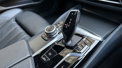 2022 (22) BMW 5 SERIES 520i MHT M Sport 5dr Touring 4995597