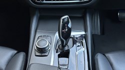 2022 (22) BMW 5 SERIES 520i MHT M Sport 5dr Touring 4995595