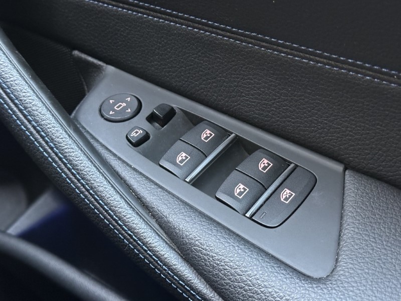 2022 (22) BMW 5 SERIES 520i MHT M Sport 5dr Touring  4995602