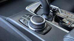 2022 (22) BMW 5 SERIES 520i MHT M Sport 5dr Touring 4995618