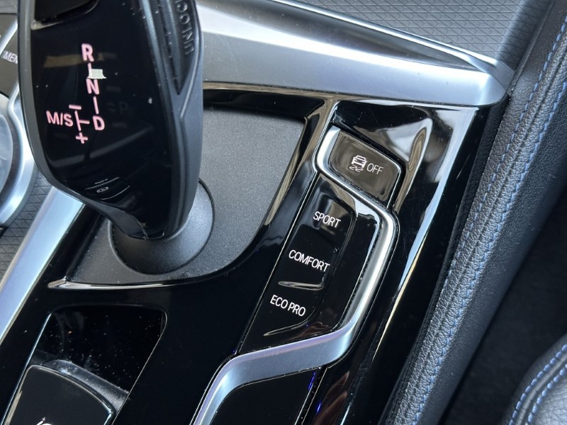 2022 (22) BMW 5 SERIES 520i MHT M Sport 5dr Touring  4995598