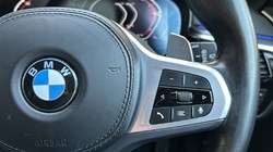 2022 (22) BMW 5 SERIES 520i MHT M Sport 5dr Touring 4995607