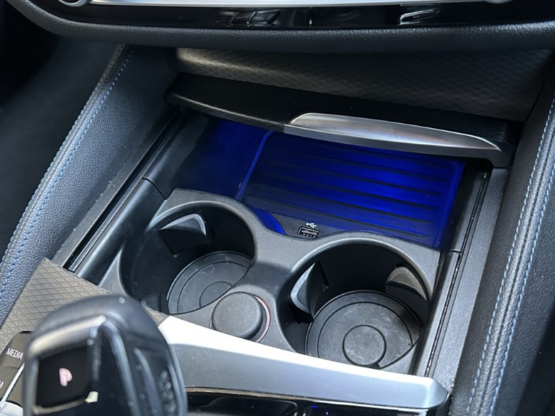 2022 (22) BMW 5 SERIES 520i MHT M Sport 5dr Touring  4995601