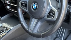 2022 (22) BMW 5 SERIES 520i MHT M Sport 5dr Touring 4995588