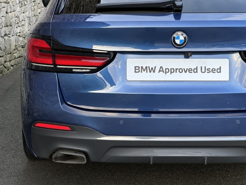 2022 (22) BMW 5 SERIES 520i MHT M Sport 5dr Touring  4995583