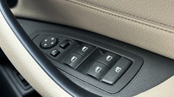 2019 (19) BMW X1 xDrive 18d xLine 5dr 4970897