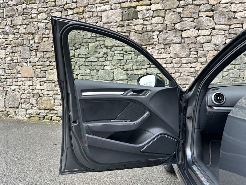 2017 (67) AUDI A3 S3 TFSI Quattro Black Edition 5dr S Tronic 4970190