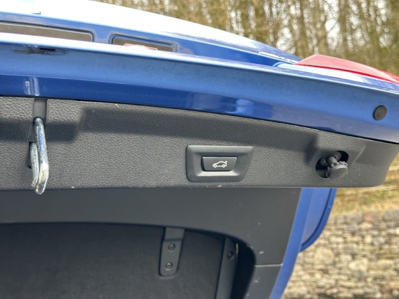 2020 (70) BMW 4 SERIES 420i M Sport 5dr Auto [Professional Media] 4984063