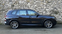 2025 (25) BMW X5 xDrive50e M Sport 5dr Auto 4973348