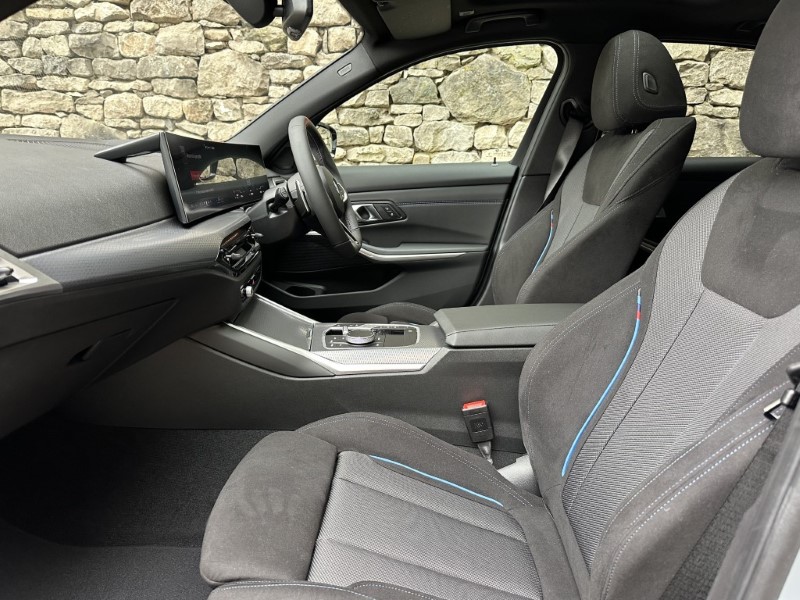 2026 (75) BMW 3 SERIES M340i xDrive MHT 4dr 4974219