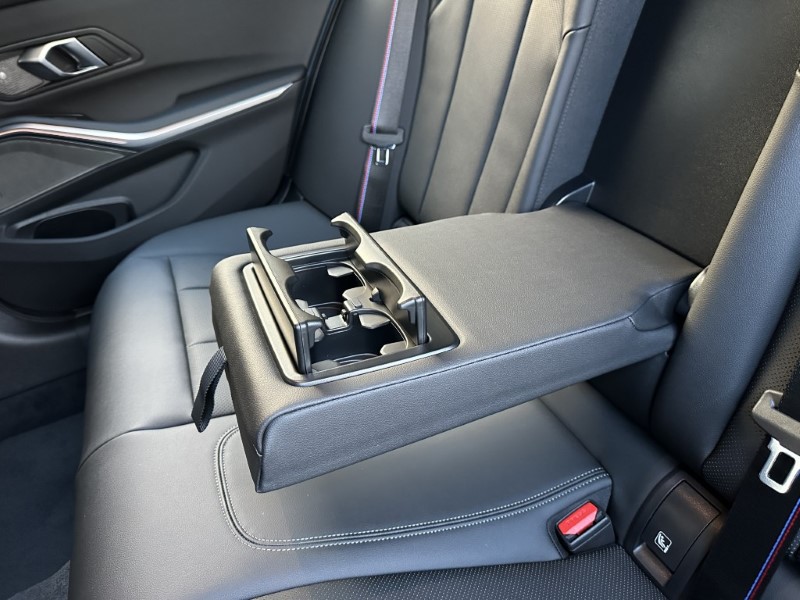 2026 (75) BMW 3 SERIES 320i M Sport 5dr Touring  4967541