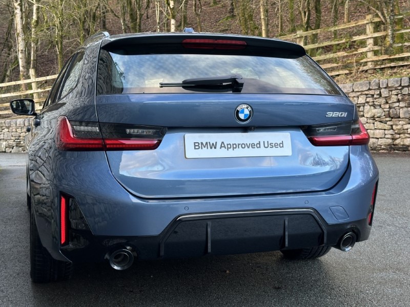 2026 (75) BMW 3 SERIES 320i M Sport 5dr Touring  4967493