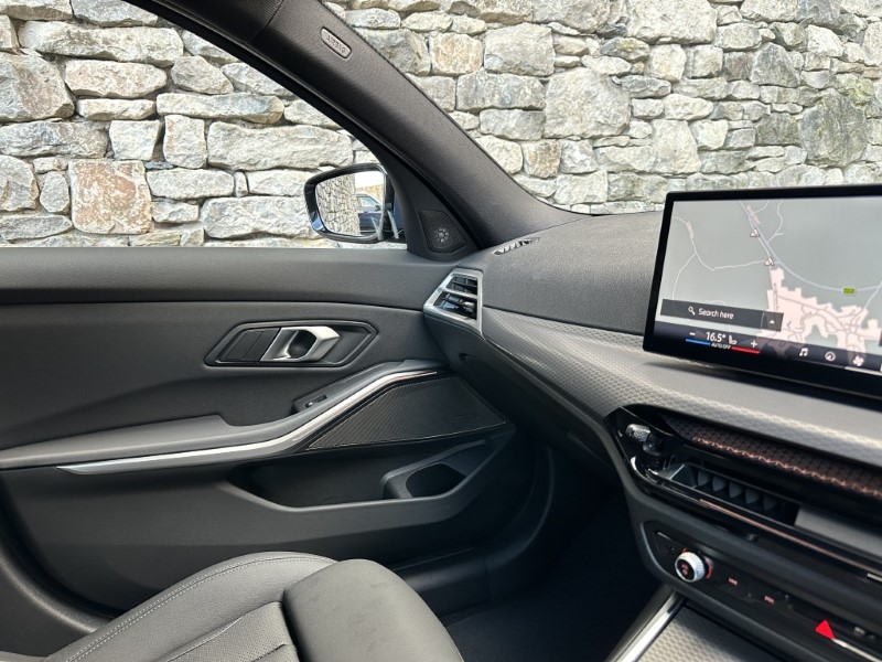 2026 (75) BMW 3 SERIES 320i M Sport 5dr Touring  4967514