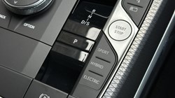 2026 (75) BMW 3 SERIES 330e 22.3 kWh M Sport 4dr Step Auto 4974433