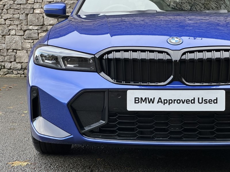 2026 (75) BMW 3 SERIES 330e 22.3 kWh M Sport 4dr Step Auto 4974473