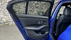 2026 (75) BMW 3 SERIES 330e 22.3 kWh M Sport 4dr Step Auto 4974448