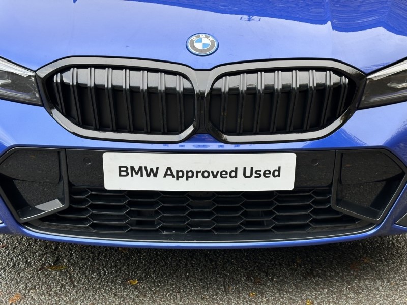 2026 (75) BMW 3 SERIES 330e 22.3 kWh M Sport 4dr Step Auto 4974474