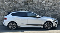 2025 (25) BMW 1 SERIES 120 M Sport 5dr 5593103
