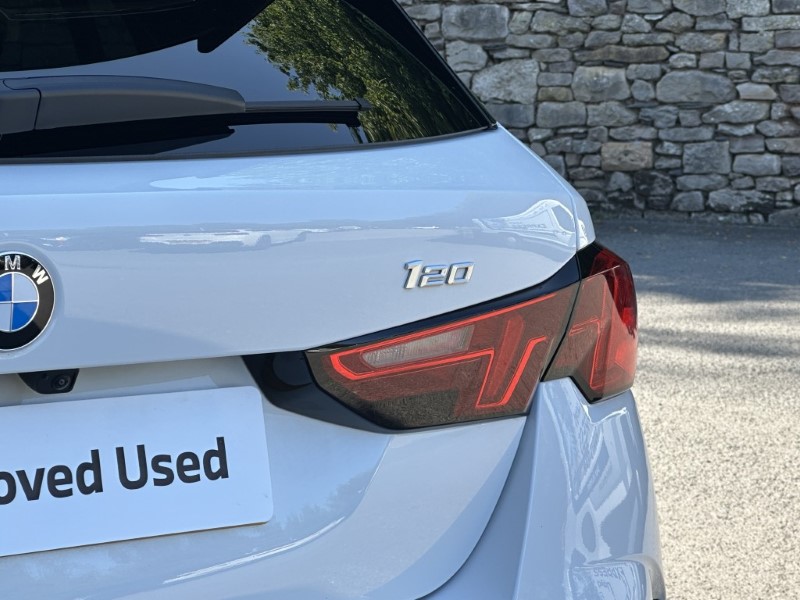 2025 (25) BMW 1 SERIES 120 M Sport 5dr  5593107