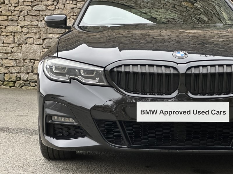 2020 (70) BMW 3 SERIES 330e M Sport Touring  4989008