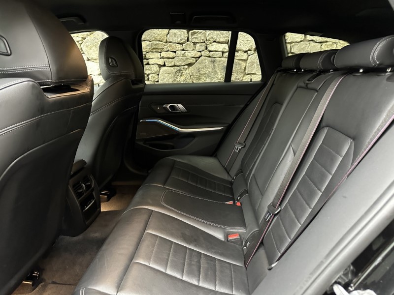 2020 (70) BMW 3 SERIES 330e M Sport Touring  4988975