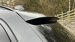 2020 (70) BMW 3 SERIES 330e M Sport Touring 4988995