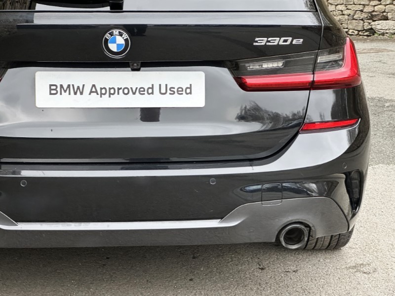 2020 (70) BMW 3 SERIES 330e M Sport Touring  4988943