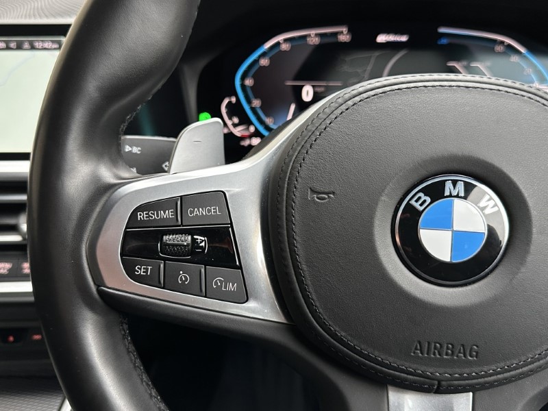 2020 (70) BMW 3 SERIES 330e M Sport Touring  4988968