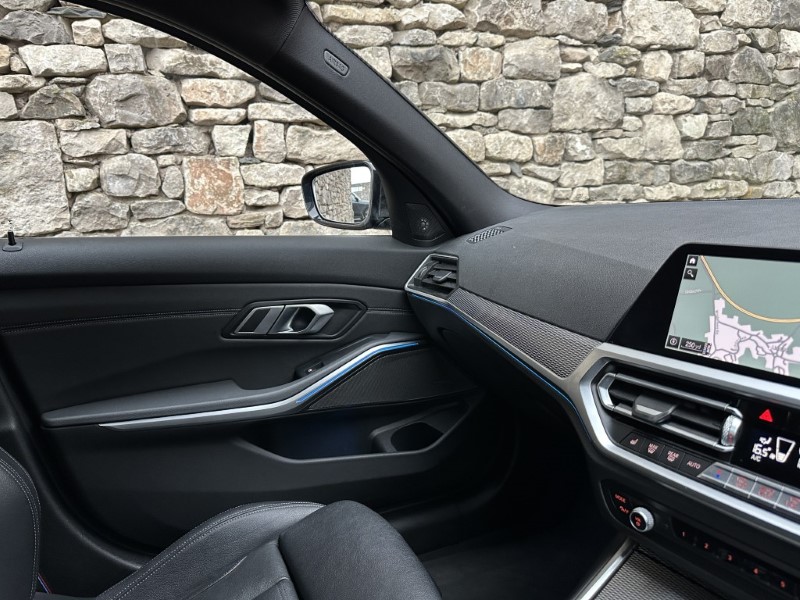 2020 (70) BMW 3 SERIES 330e M Sport Touring  4988964