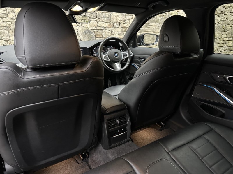 2020 (70) BMW 3 SERIES 330e M Sport Touring  4988989