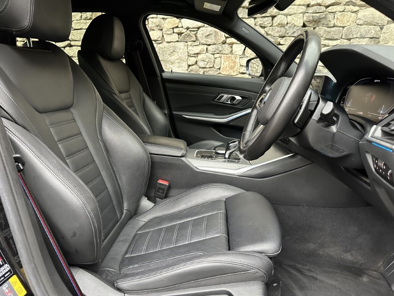 2020 (70) BMW 3 SERIES 330e M Sport Touring  4988950