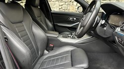2020 (70) BMW 3 SERIES 330e M Sport Touring 4988950