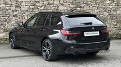 2020 (70) BMW 3 SERIES 330e M Sport Touring 1