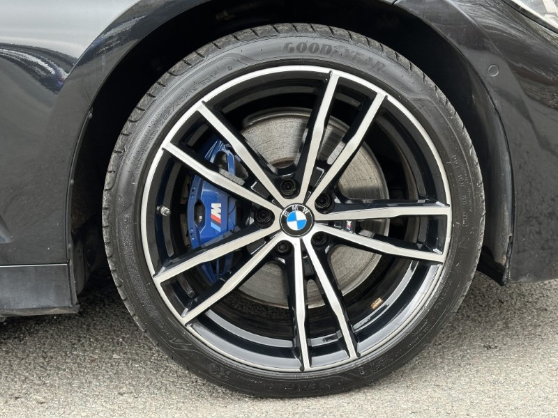 2020 (70) BMW 3 SERIES 330e M Sport Touring  4989011