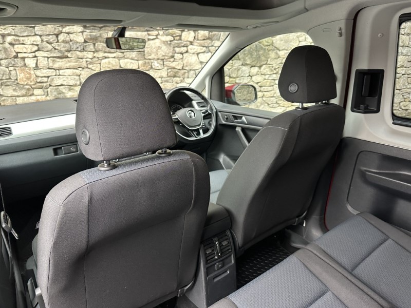 2016 (16) VOLKSWAGEN CADDY MAXI LIFE 2.0 TDI 150 5dr DSG 5003786