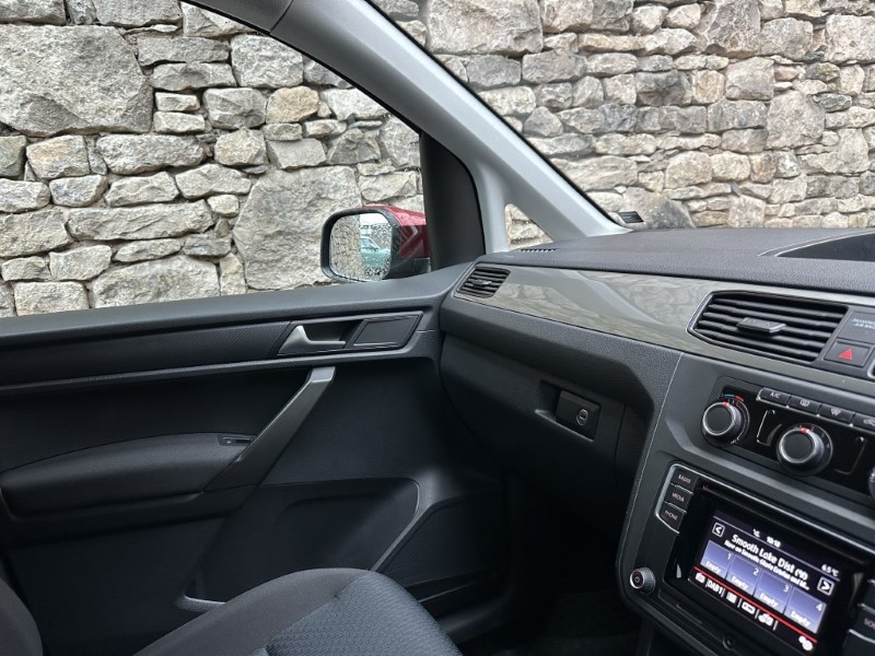 2016 (16) VOLKSWAGEN CADDY MAXI LIFE 2.0 TDI 150 5dr DSG 5003762