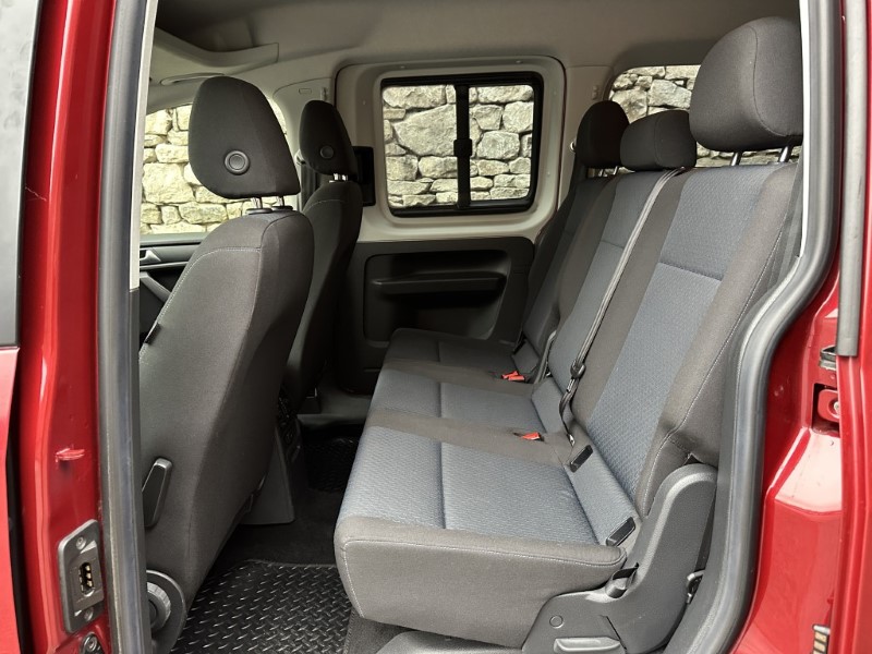 2016 (16) VOLKSWAGEN CADDY MAXI LIFE 2.0 TDI 150 5dr DSG 5003778