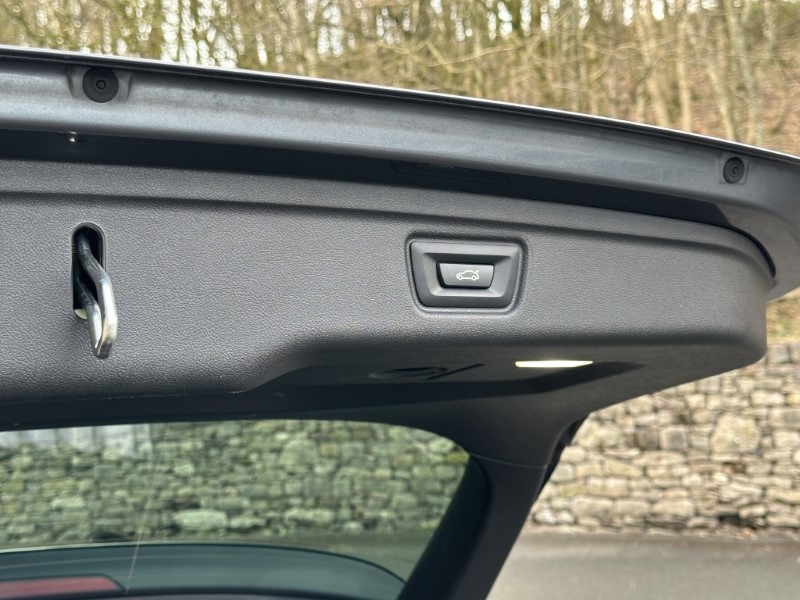 2022 (22) BMW 3 SERIES M340i xDrive MHT 5dr  5024627