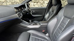 2022 (22) BMW 3 SERIES M340i xDrive MHT 5dr 5024658