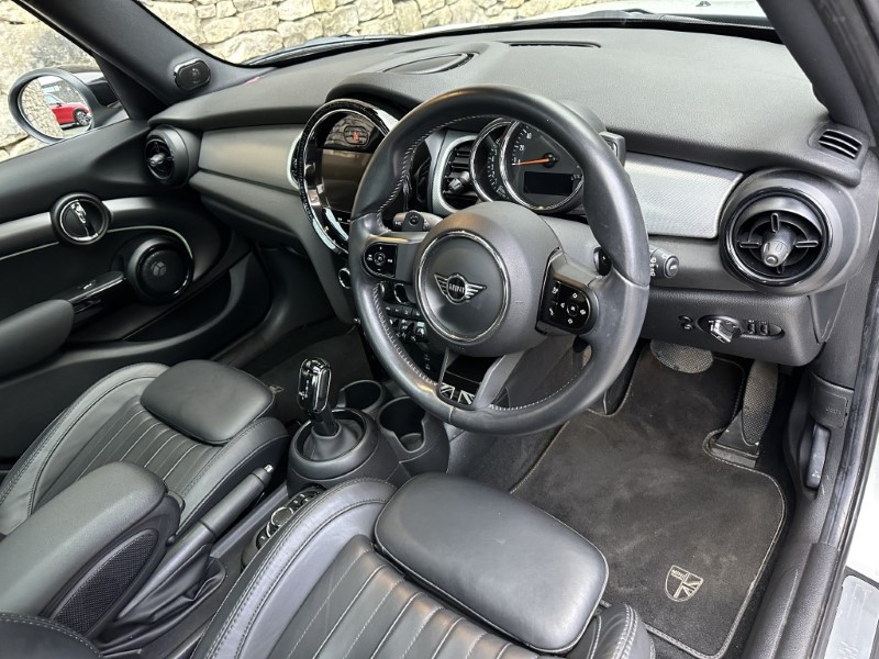 2022 (72) MINI HATCHBACK 2.0 Cooper S Exclusive 5dr Auto 5013080