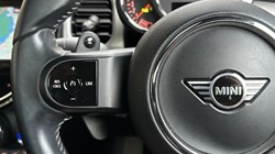 2022 (72) MINI HATCHBACK 2.0 Cooper S Exclusive 5dr Auto 5013100