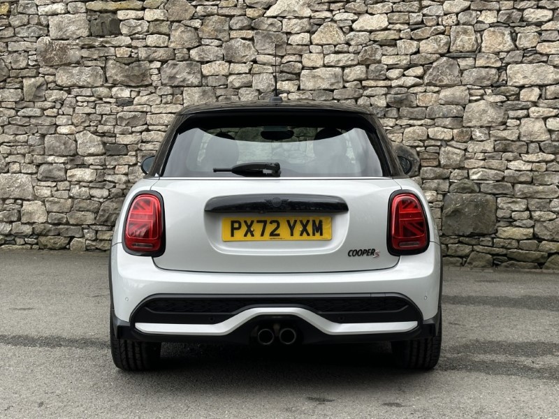 2022 (72) MINI HATCHBACK 2.0 Cooper S Exclusive 5dr Auto 5013116