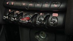 2022 (72) MINI HATCHBACK 2.0 Cooper S Exclusive 5dr Auto 5013093