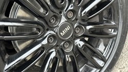 2022 (72) MINI HATCHBACK 2.0 Cooper S Exclusive 5dr Auto 5013143