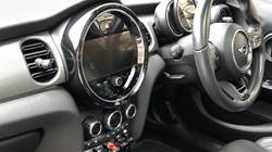 2022 (72) MINI HATCHBACK 2.0 Cooper S Exclusive 5dr Auto 5013108