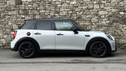 2022 (72) MINI HATCHBACK 2.0 Cooper S Exclusive 5dr Auto 5013074